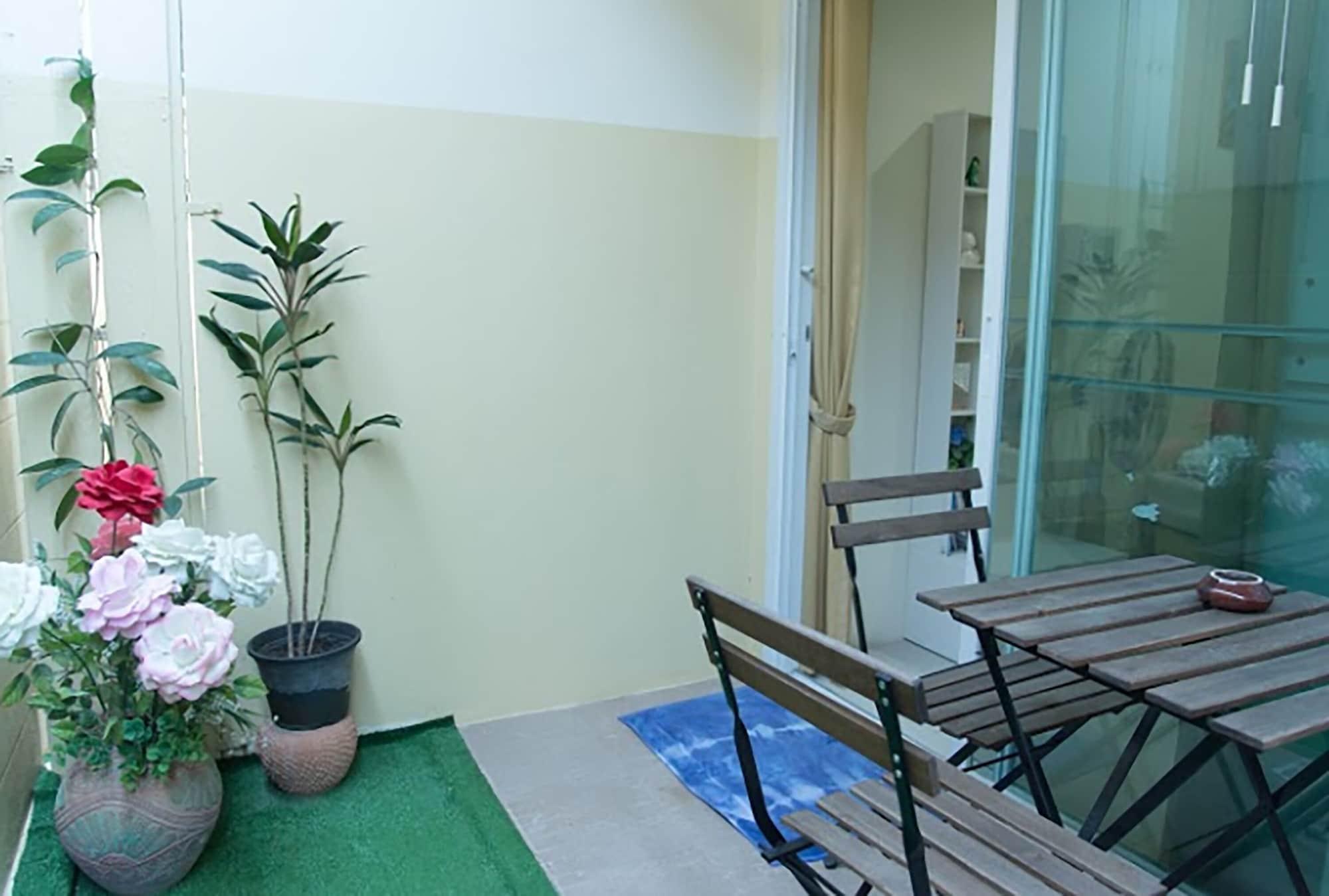 Lotus Suite HHQ Exterior foto